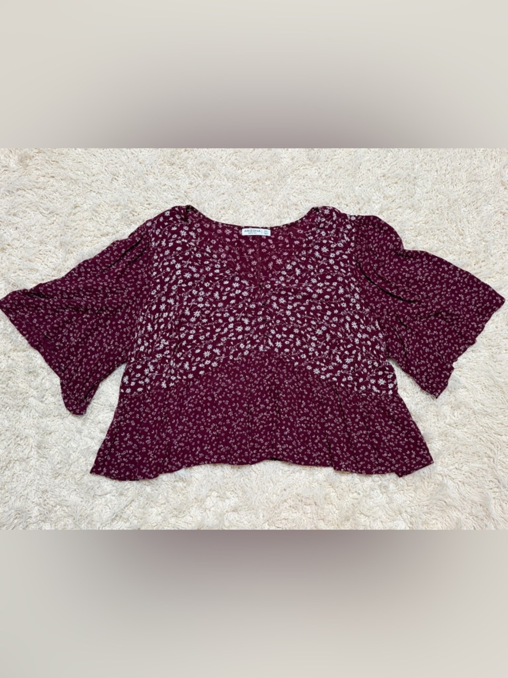 Arizona Women's XXL Burgundy Floral crop top with flare sleeves
